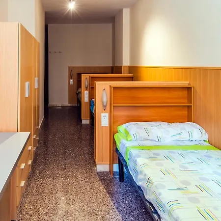 Residencia Sants Hostel Barcelona