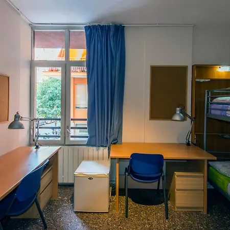 Residencia Sants ברצלונה