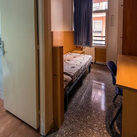 Residencia Sants ברצלונה
