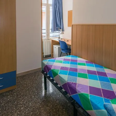 אכסניה Residencia Sants