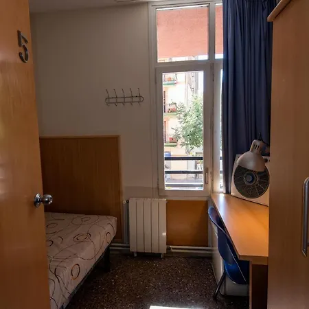 אכסניה Residencia Sants